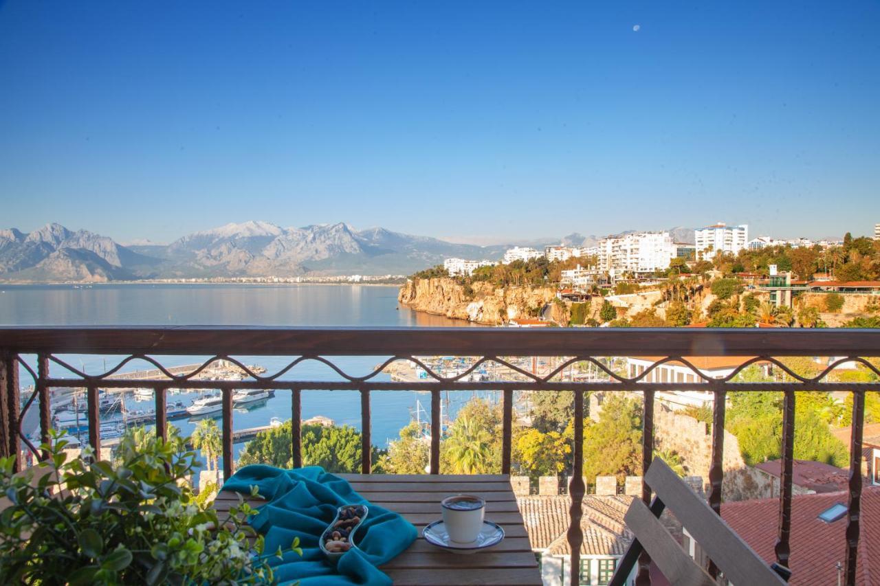 Mavi Avlu - Old Town Apartments Анталия Екстериор снимка