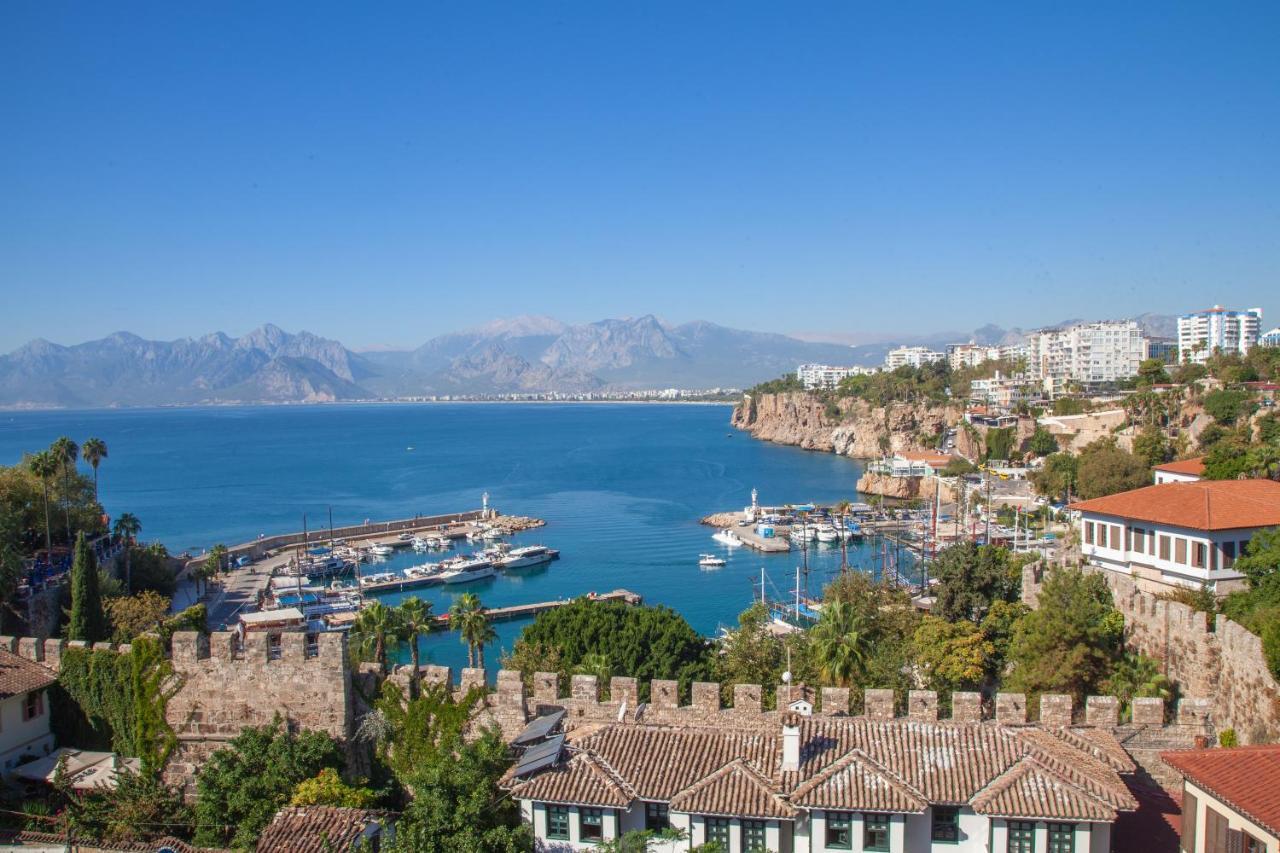 Mavi Avlu - Old Town Apartments Анталия Екстериор снимка